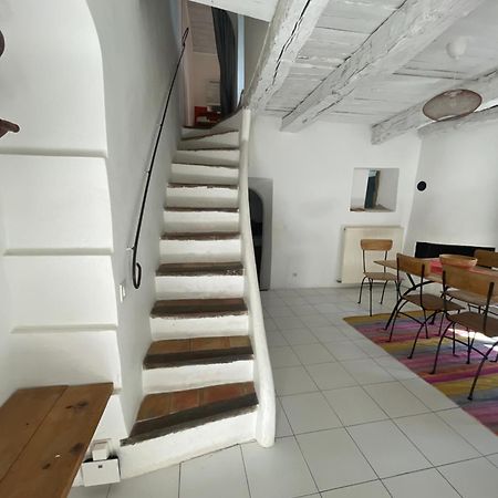 Le Petit Egregore, Patio Et Climatisation Lauris Exterior foto